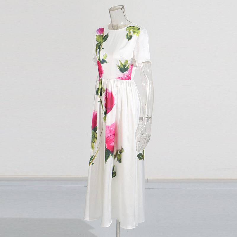 Floral Print Dress, Figure-flattering Round-neck