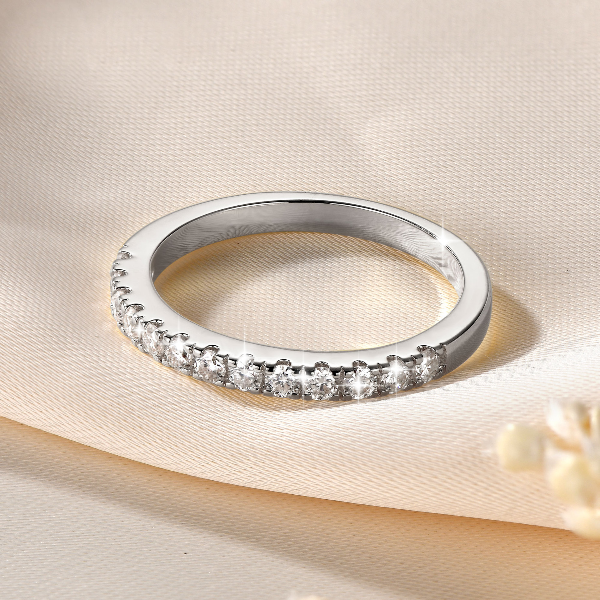 14k Gold Moissanite Ring