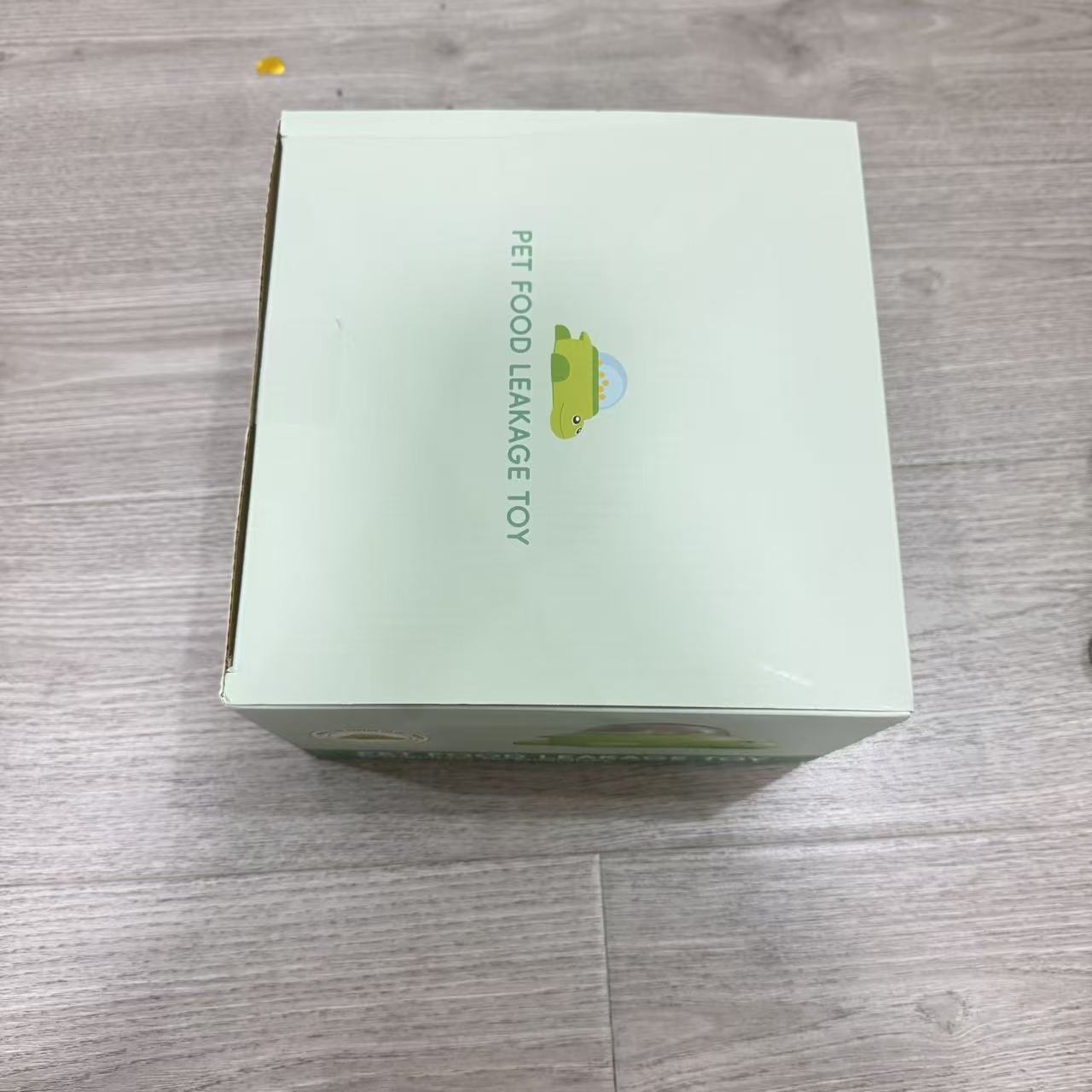 Pet Food Dispenser