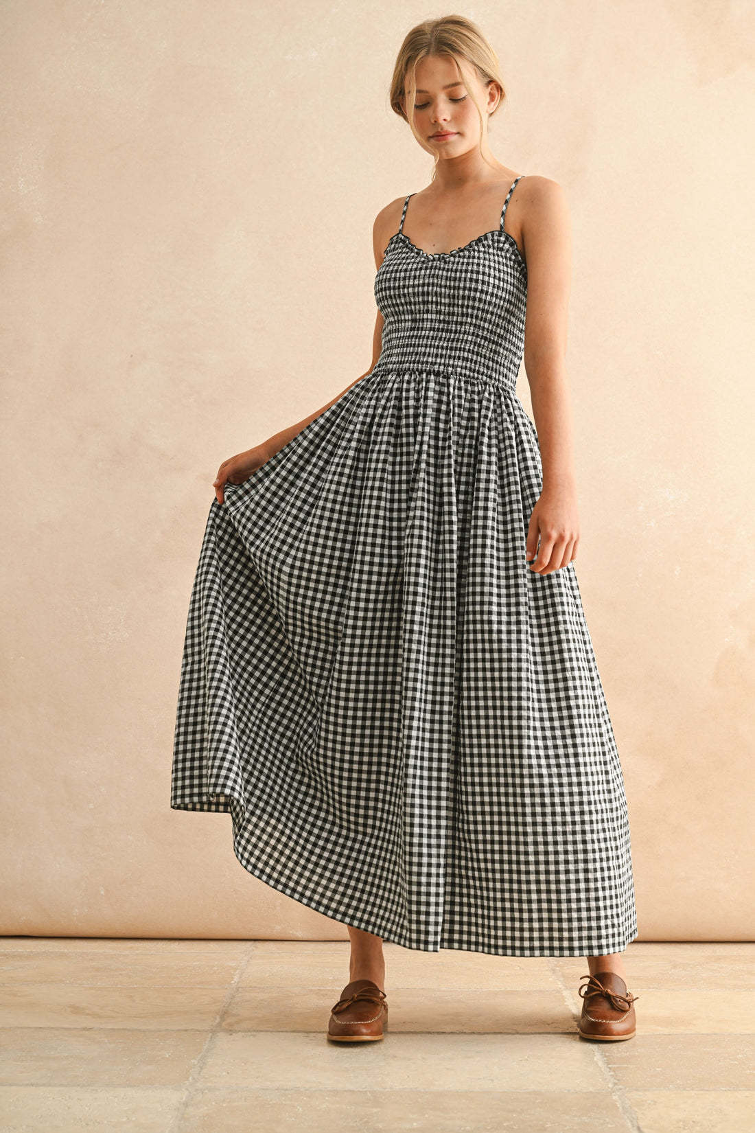 A-line Slimming Dress For Women With A Fitted Waist