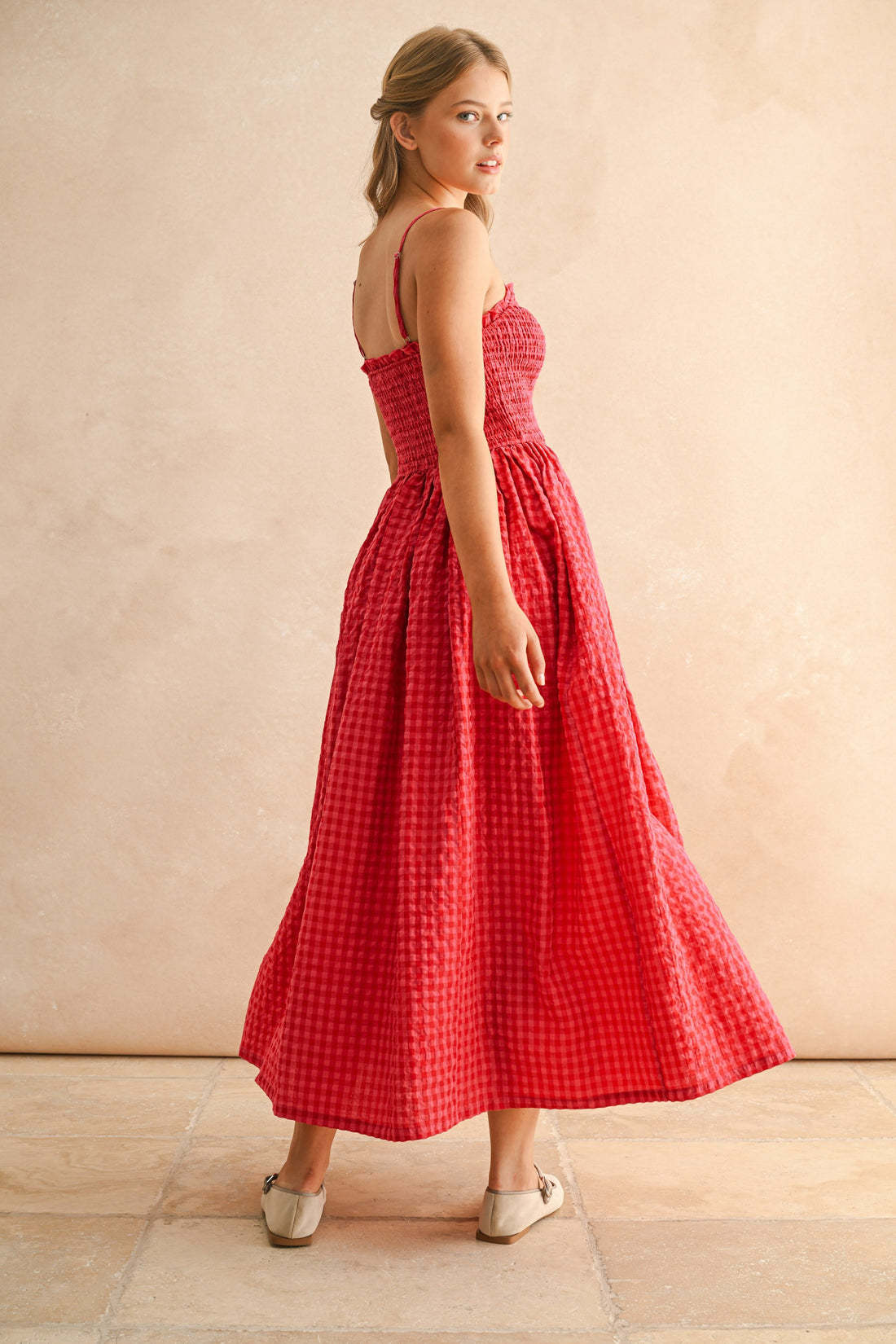 A-line Slimming Dress For Women With A Fitted Waist