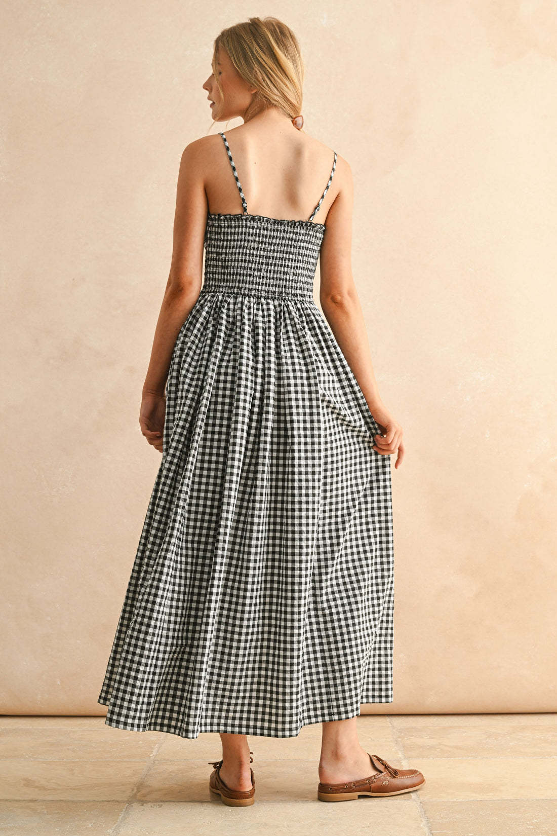 A-line Slimming Dress For Women With A Fitted Waist