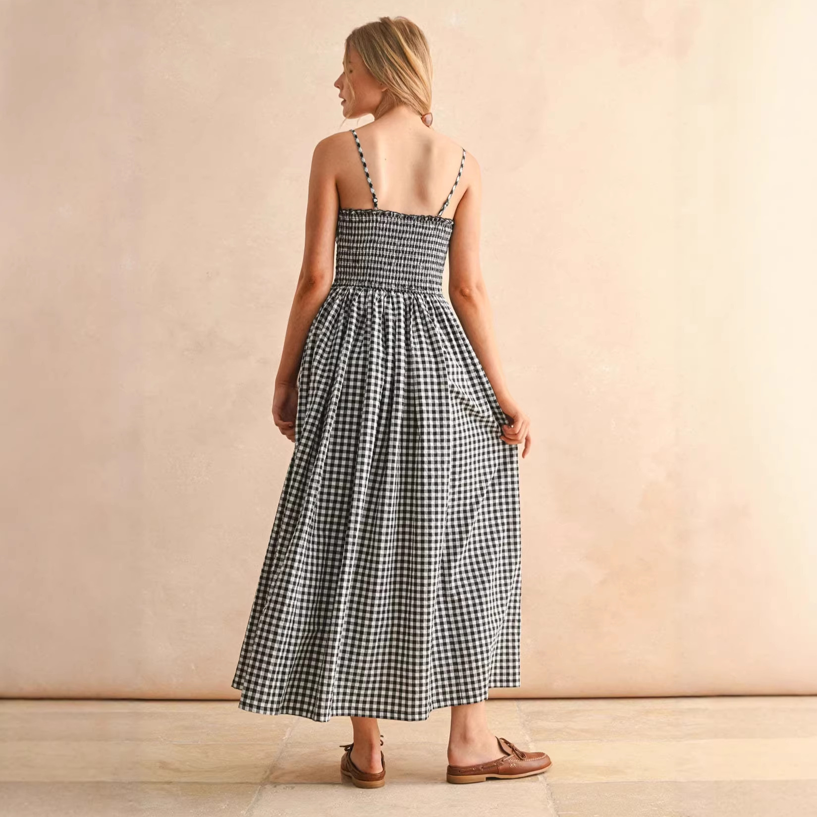 A-line Slimming Dress For Women With A Fitted Waist