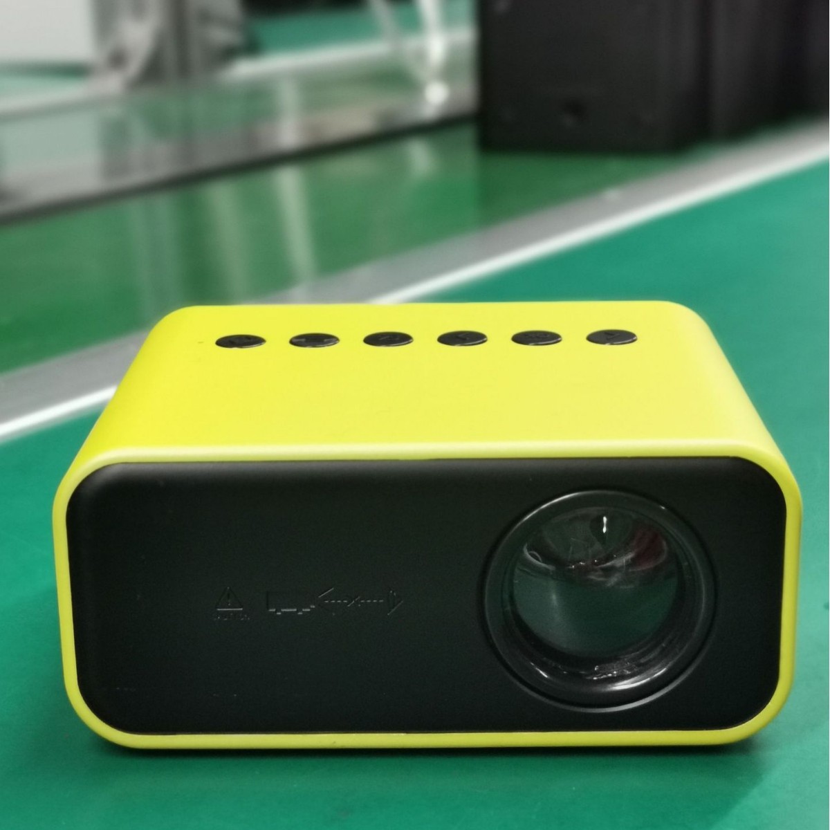 Mini LED Projector