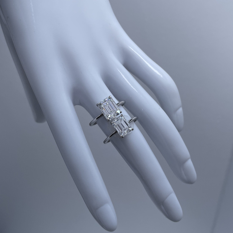 Moissanite Diamond Ring