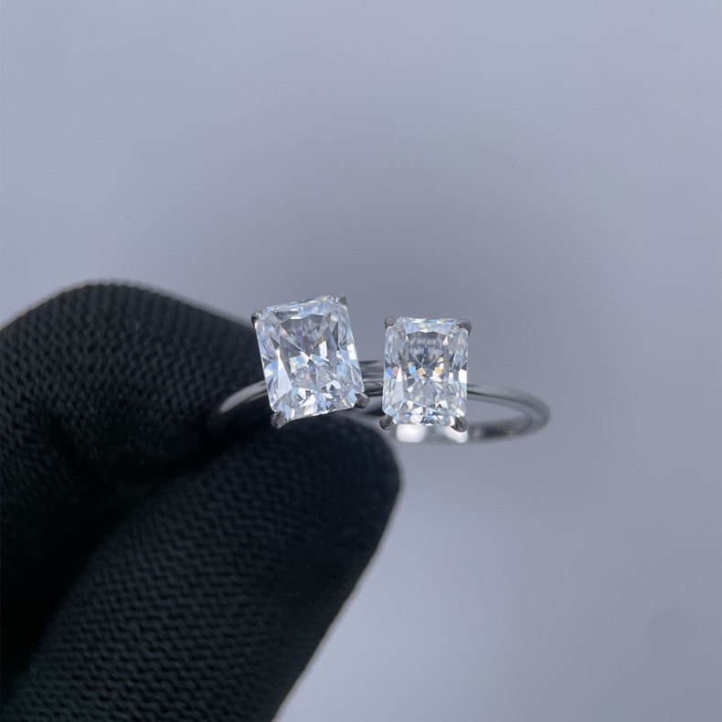 Moissanite Diamond Ring