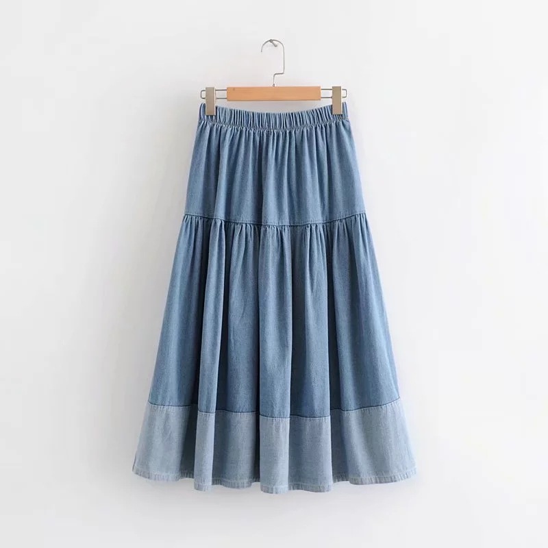 Plus-size Denim Skirt Flared Hem