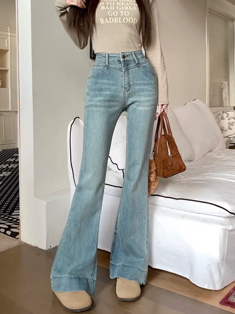 Denim Jeans High-Waisted Raw Edge