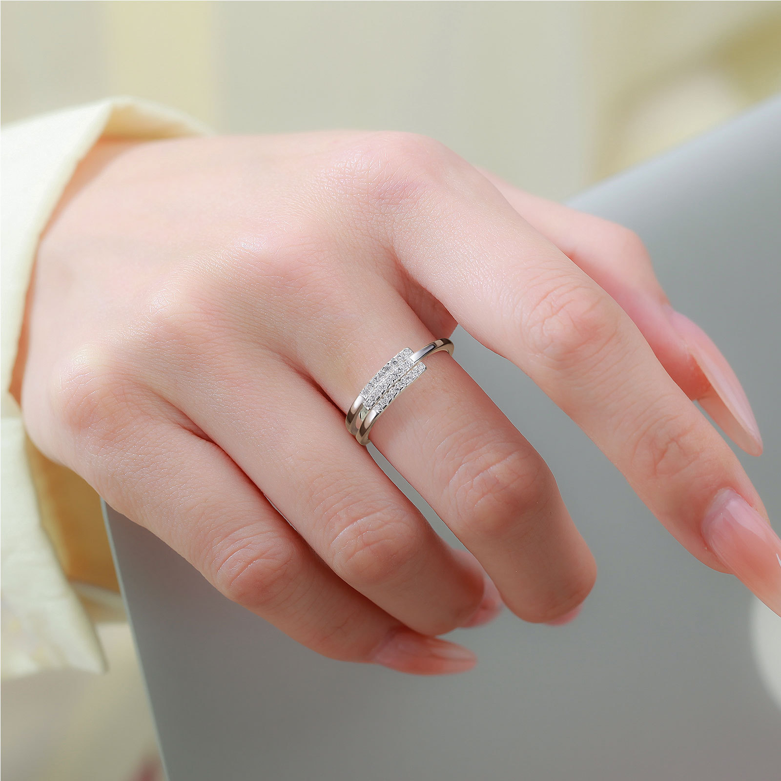 Sterling Silver Zircon Ring