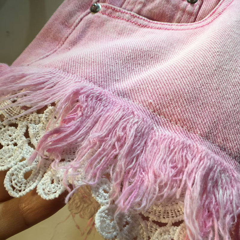 High-waisted Slimming Raw-edge Denim Shorts For Women