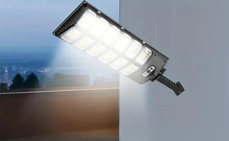 LED Solar Streetlight