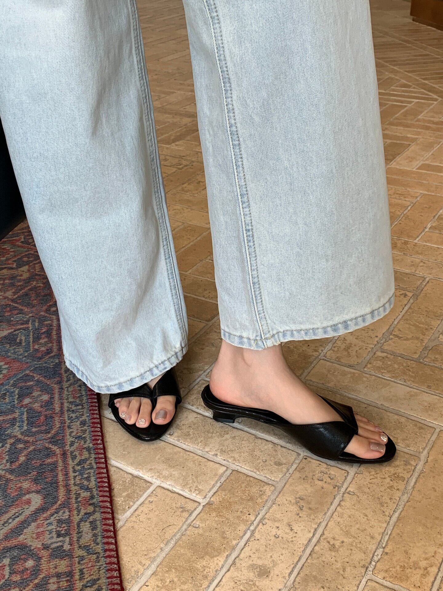 Flip Flops, Korean Version French Style