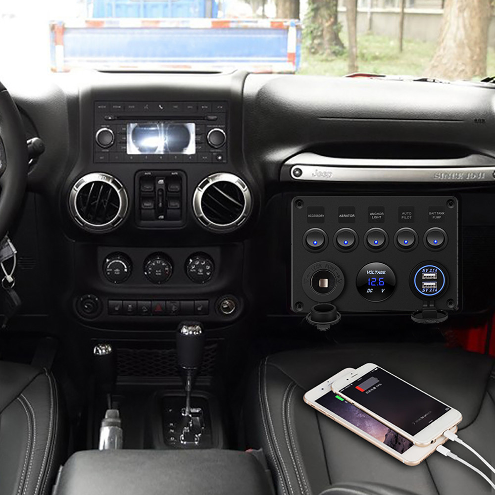 12V Panel USB Charger