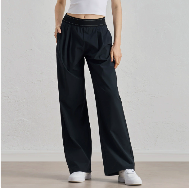 Women's Sports Pants with Waist-Lifting Design