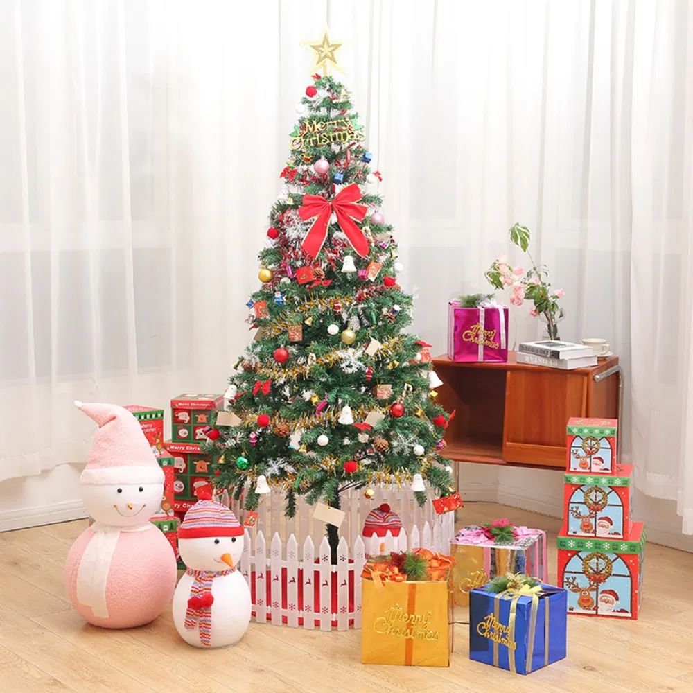 Artificial Christmas Tree, 6ft, LED Lights