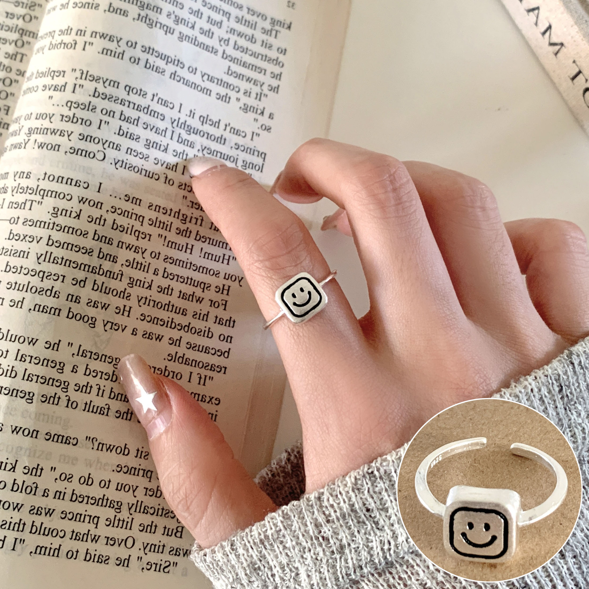 Graffiti Horse Ring