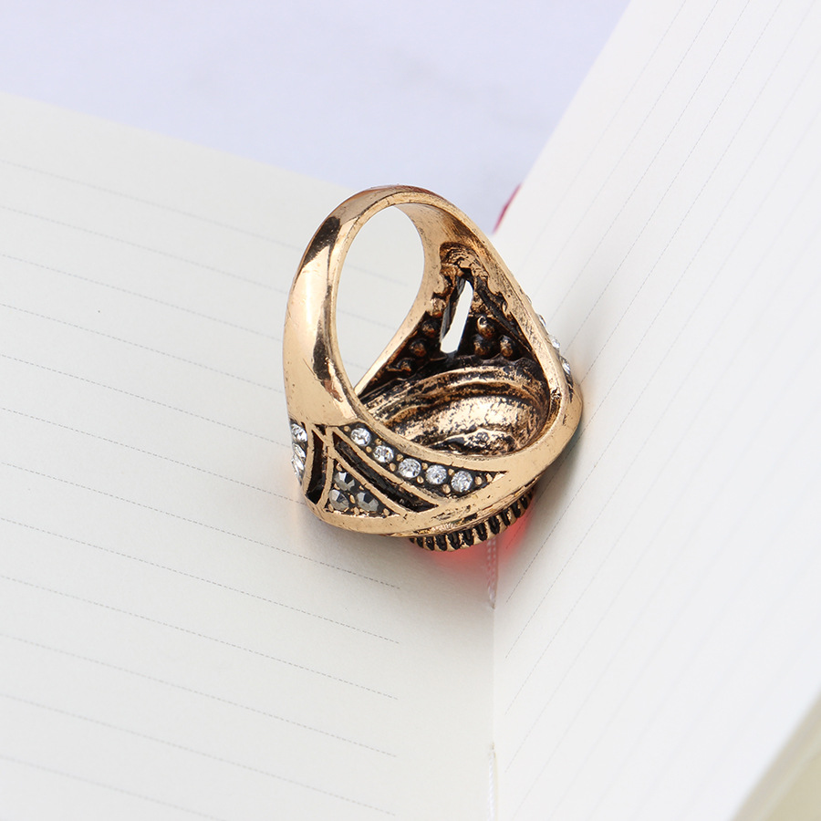 Luxury Rhinestone Ring Set