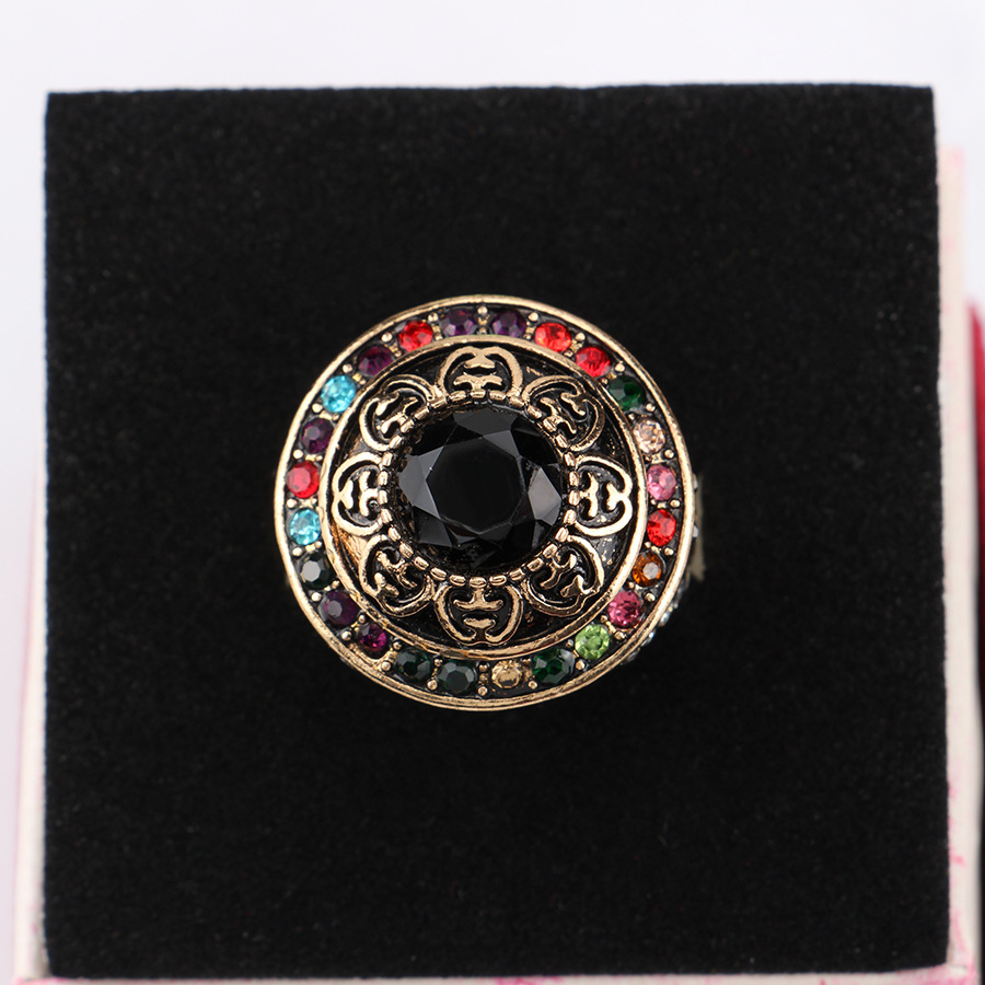 Luxury Rhinestone Ring Set