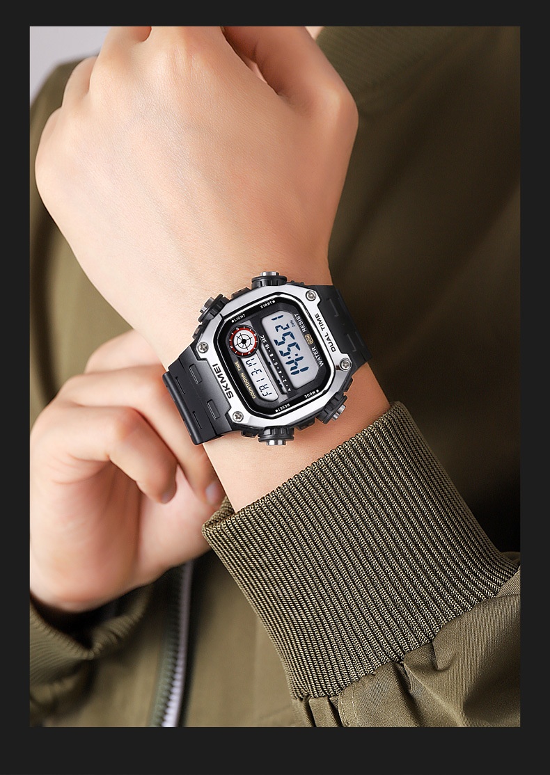 Multifunctional Sports Smartwatch