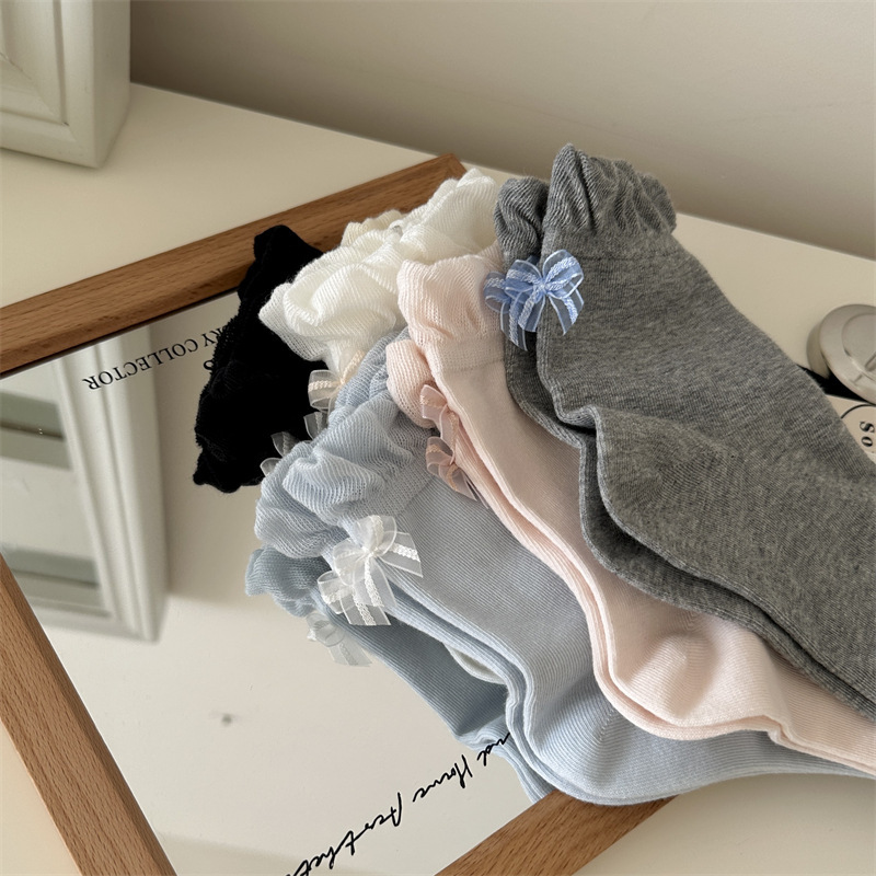 Coquette Ruffle Cuff Crew Socks