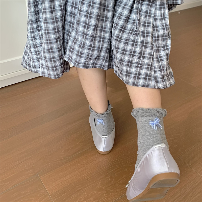 Coquette Ruffle Cuff Crew Socks
