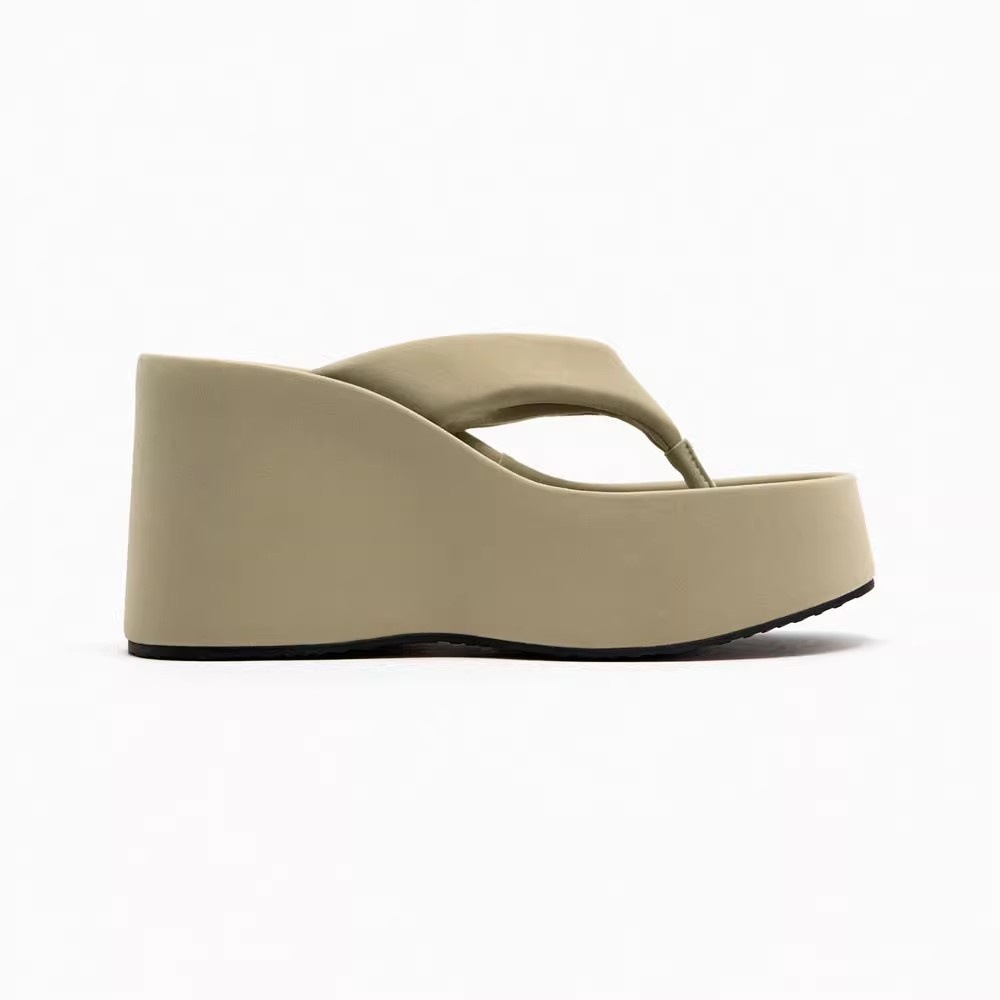 Thick-soled Non-slip Beach Shoes