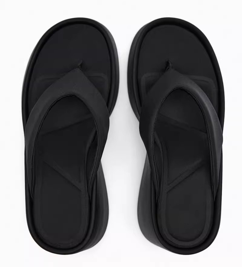 Thick-soled Non-slip Beach Shoes