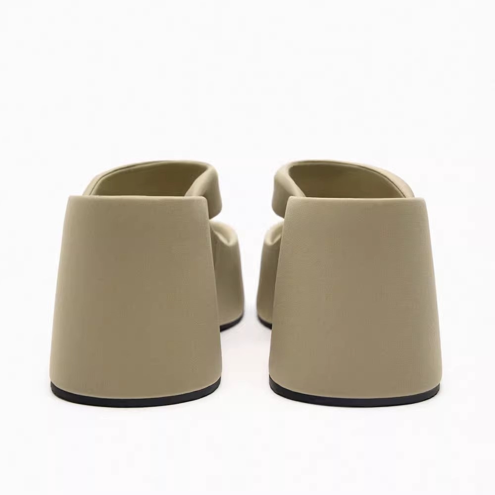 Thick-soled Non-slip Beach Shoes