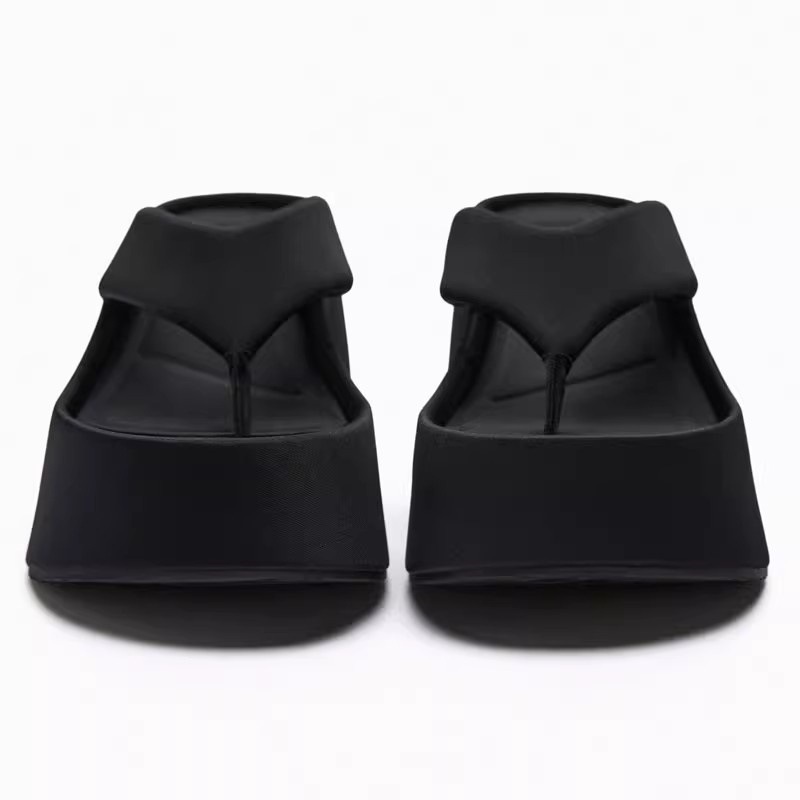 Thick-soled Non-slip Beach Shoes