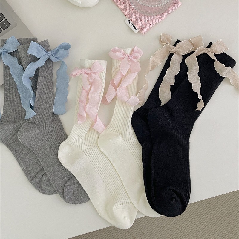 Ribbed Crew Socks With Satin Bows