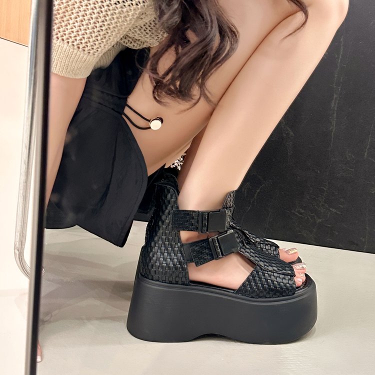 Women's Sandals